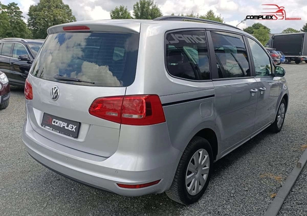Volkswagen Sharan cena 39900 przebieg: 136927, rok produkcji 2010 z Łowicz małe 106